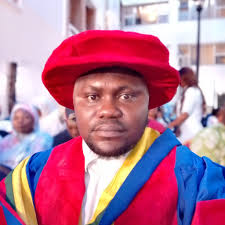 Hello, friends. I am Romulo Dantas from and in Brasília, Brazil. I have  attended Queensborough Junior High School in 1971. My Encore 71 Yearbook is  a bit damage by time, but it