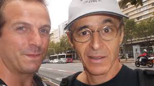 Jérôme collectionne les selfies avec des stars depuis 20 ans : « J'en ai  entre 3 000 et 4 000 »