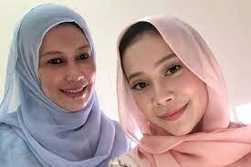 Impak drama titian cinta pernah membuat pelakon farah nabilah gusar jika berterusan ditawarkan watak yang sama. Gambar Bakal Mak Mertua Awak Farah Nabilah Kongsi Foto Sama Ibu Lihat Fikry Ibrahim Media Hiburan