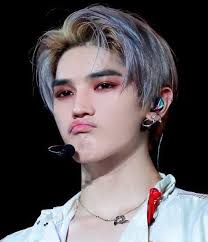 M Taeyong On Twitter Pop Makeup Male Makeup Kpop Makeup Tutorial