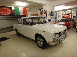 Image result for Bianco Spino 1971 Alfa-Romeo