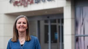 Vestjysk bank er på vej til at blive overtaget af arbejdernes landsbank i en handel, der værdisætter vestjysk bank til 4,26 milliarder kroner. Dorthe Brinkmann Bliver Ny Filialdirektor I Vestjysk Bank I Grindsted Netavisen Grindsted