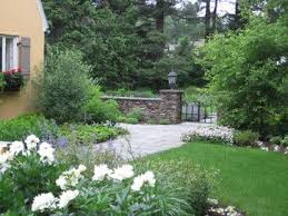French Country Garden Traditional Landscape Manchester Nh Woodburn Company Landscape Architect French Country Garden Cottage Garden Country Gardening