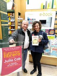 Con 47 librerías y web casadellibro.com. Con Pilar Castiblanquez En La Casa Del La Valencia Del Padre Tosca Facebook