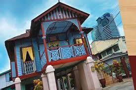 This village serves as a cultural anchor for the malay community. Tempat Menarik Kuala Lumpur Kampung Baru Warisan Budaya Melayu Cari Homestay
