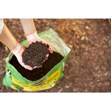 According to brandeis university, sphagnum moss grows as a strong, boggy mat that floats on top of water with shallow roots and a strong ability to hold water. Miracle Gro Garden Soil All Purpose For In Ground Use 0 75 Cu Ft 75030430 The Home Depot