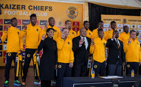 Kaizer chiefs officially unveiled their home and away jerseys for the 2019/20 psl season at their headquarters on tuesday night. Kaizer Chiefs New Signings