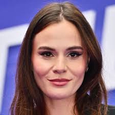 Gordon Ramsay responds after daughter Holly releases emotional sobriety  message