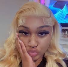 Sheila Minnifield's Instagram, Twitter & Facebook