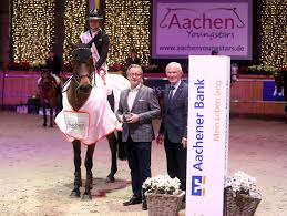 Bic (bank identifier code) und bankleitzahl (blz) von aachener bank mit sitz in 52001 aachen nachschlagen. 8 Dezember Mylen Kruse Gewinnt Den Grossen Preis Der Aachener Bank Eg