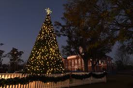 After the show join us by meeting with santa, purchasing food and hot chocolate, and christmas shopping with our vendors! 10 Places To See Christmas Lights In The Wilmington Area