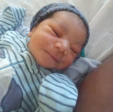 En septiembre iniciarán las clases, ten a la mano nuestros productos Tumba  Piojos y mantén el cabello de tus hijos libre de piojos y liendres. Ponte  Atractiva y sigue como eres, Bella • • • #