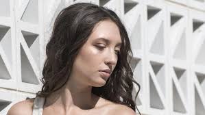 Smokin' hot look in cool hemp