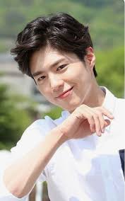 Park Bo Gum fans discuss loyalty and trust