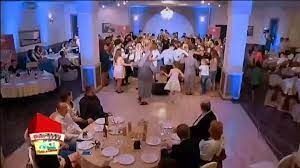 Insatiable sezonul 1 episodul 1. Poftiti Si Daruiti Episodul 20 Online 14 Iulie 2015