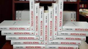 2014 yılında yayımlanmış bu eser, 2013 ve 2014 senelerinde siyasal ve toplumsal olarak önem arz eden. Yilmaz Ozdil In 2 Bin 500 Tl Lik Kitabinda Tarihi Yalan Ve Intihal Iddiasi Boldmedya