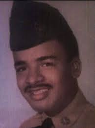 Reyna Wade's Instagram, Twitter & Facebook