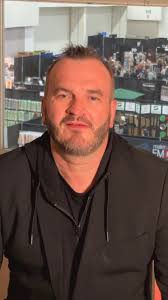 Tim Broscious shares some fundamental techniques for how to play frame  drums including position and sound production. Learn how to get started  with lap style frame drumming. What other fundamentals would you