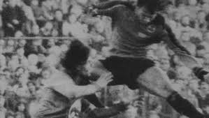 Jun 18, 2021 · come sappiamo, antognoni e la fiorentina resistettero alle tentazioni. 39 Anni Fa Il Dramma Di Antognoni Viola News