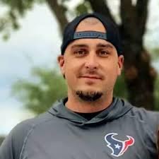 Brittnie Coffey and Daren Kingsbury's Wedding Website