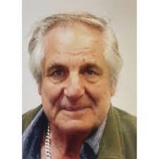 Janet Wareham's Instagram, Twitter & Facebook