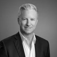 Sean Lance's Instagram, Twitter & Facebook