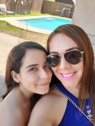 Gracias a esta viejita bella y a...