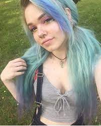 Pin By Kristina On Billiedawnwebb Instagram Selfies Scene Hair Alternative Hair Hair Inspo Color