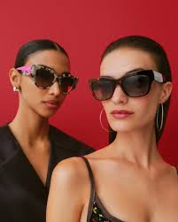 It's the most magical time of the year and you have the power to grant  wishes. ✨ What are you getting your bestie? Let us know in the comments!  http://ms.spr.ly/6182iTFhE