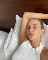 Jacquelyn Maxwell (@jaxmackswell) • Instagram photos and videos