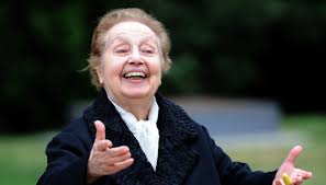 Morta Pia Velsi, addio alla storica Nonna Trieste di Parenti Serpenti
