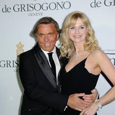 Les misérables (original, musical, drama, broadway) opened in new york city mar 12, 1987 and played through may 18, 2003. News Des Tages Staatsanwaltschaft Untersucht Tod Von Designer Otto Kern Stern De