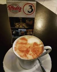 Soyez le premier à donner votre avis sur ce restaurant. Di Mana Lagi Kamu Bisa Cobain Coffee Mbledeq Cafe Resto Facebook