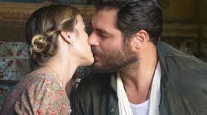 Foto: Toni (Thiago Lacerda) se espanta ao saber que Célia é na verdade  Hilda (Luiza Valdetaro), a filha de Ernest Hauser, em 'Joia Rara'