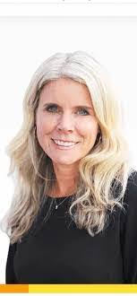 Amy Ventresca's Instagram, Facebook & TikTok