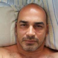 50+ perfiles de «Robert Jorge»