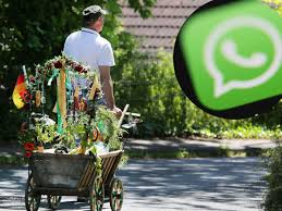 Je nach land und region wird er an unterschiedlichen tagen gefeiert. Whatsapp Spruche Zum Vatertag 2021 Papa Mit Witzigen Grussen Erfreuen Service