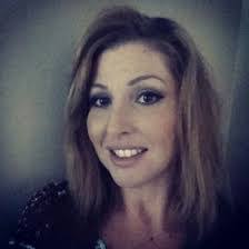 Amanda Pyles's Instagram, Twitter & Facebook