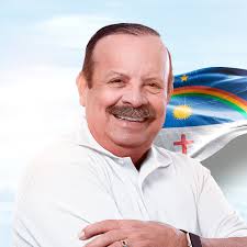 A foto do perfil é nova, mais a missão é a mesma: servir ao povo  pernambucano com coragem, transparência e compromisso. 👊🏼✨ Cada passo que  dou é ao lado de vocês, porque