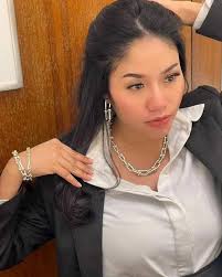 Sara Tiffany &Co(@sara_tiffanyindo) • Instagram 사진 및 동영상