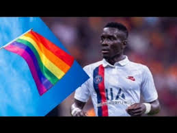 Хавбек псж идрисса гей наказан двухматчевой дисквалификацией за грубый фол в матче 1/2 финала лиги чемпионов против манчестер сити (1:2). Maillots Lgbt Gana Gueye Et Abdou Diallo Ratent Le Match Du Psg Parce Qu Ils Sont Musulmans Youtube