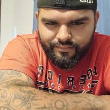 Saúl 'Canelo' Alvarez vence a Jaime Munguía y retiene sus campeonatos 🥊  Las tarjetas de los jueces en Las Vegas fueron: 117-107, 116-111 y 115-112