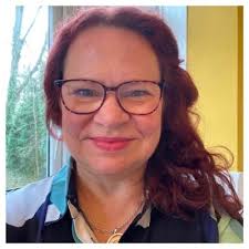 A nomination in the category of Outstanding Teaching in the 2021 Solent  Student Union Awards. I'm stunned. Humbled. Each and every student who  walks into the classroom with a desire to learn