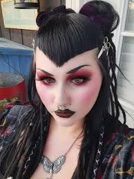 How to manage sweaty dreads while working out?