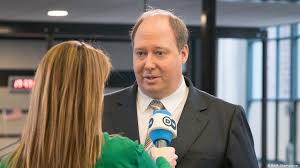 Heiko maas (born 19 september 1966) is a german politician who has served as the minister of foreign affairs in the fourth cabinet of angela merkel since 14 march 2018. Angela Merkel S New Chief Of Staff Helge Braun The All Rounder Germany News And In Depth Reporting From Berlin And Beyond Dw 13 03 2018