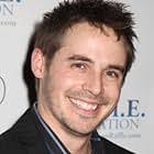 One Life to Live" Laurence of Suburbia (TV Episode 2010)