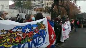 El horario de atención al público es de lunes a viernes desde las 8:30 a las 13:00 horas, excepto los días feriados de cuba y chile. Lla6sp5eol2ram