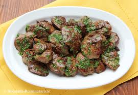 Supa de ceapa cu cascaval (soupe à l'oignon sau soupe d'oignons aux halles) o fac destul de des in varianta servita in paine (reteta aici). Ficat De Pui La Gratar Calorii Bucataria Romaneasca