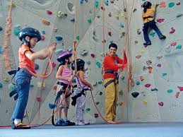 400 m2 of bouldering, with a 5m top out and 2 caves. Putrajaya Challenge Park Sport And Fitness In Putrajaya Kuala Lumpur