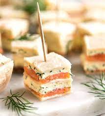 Mélange de saveurs, à la fois sucré ou salé, les amuses bouche seront les atouts stars de vos dîners de fêtes ou de vos repas en famille. 1001 Idees Pour Faire Un Amuse Bouche Aperitif Facile Et Savoureux Aperitif Facile Recette Amuse Bouche Aperitif